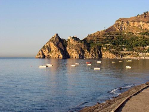 Le Zagare Apartments SantʼAlessio Siculo エクステリア 写真