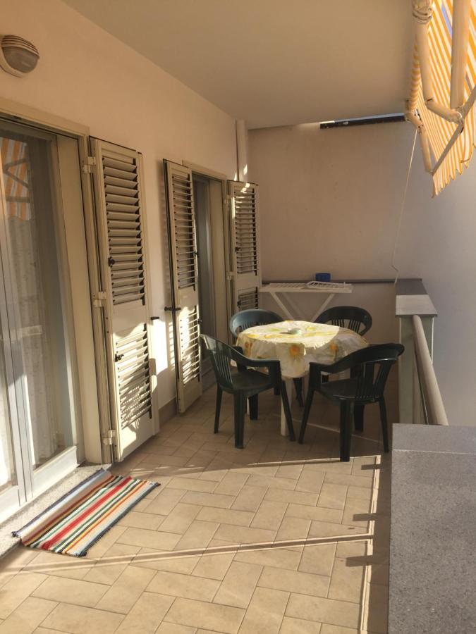 Le Zagare Apartments SantʼAlessio Siculo エクステリア 写真