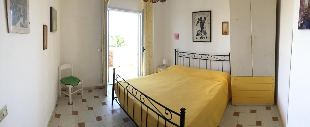 Le Zagare Apartments SantʼAlessio Siculo エクステリア 写真